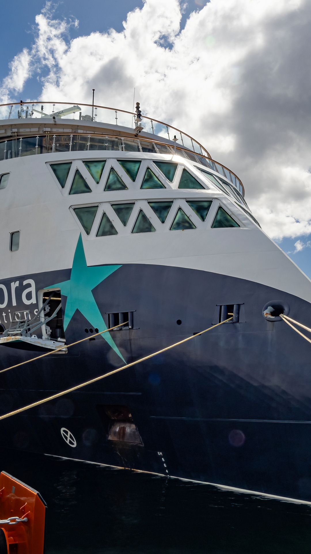 Modernste Sicherheit an Bord der Sylvia Earle: Return-to-Port-Technologie, medizinische Station und höchste Standards für Polarexpeditionen.