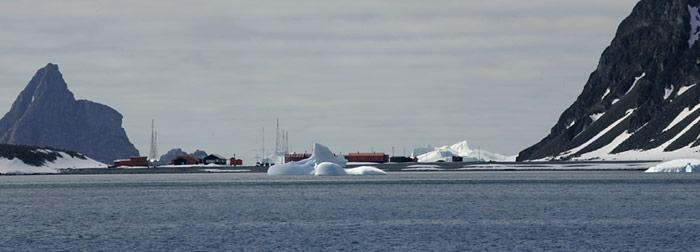 South Orkney Island ist nicht direkt mit der Antarktis verbunden, wird aber unter der Bezeichnung ACBR 2 aufgeführt und gilt als Antarktische Region.